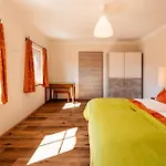 Aparthotel Edelweiss 4*