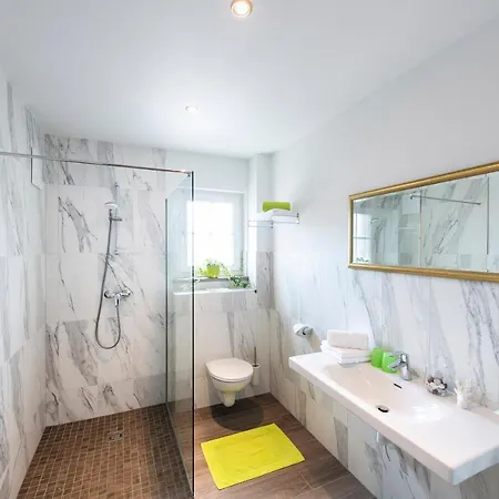 Aparthotel Edelweiss 4*