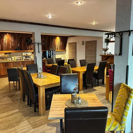 Edelweiss Aparthotel