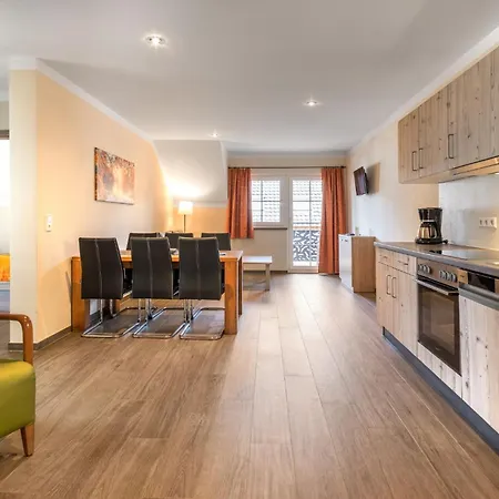 Aparthotel Edelweiss Mariapfarr